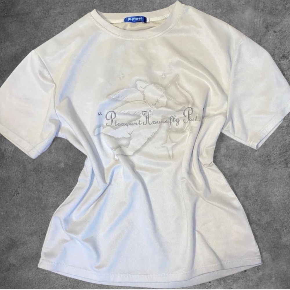 CREAM TEE